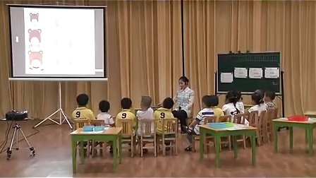 小班数学《三只熊的早餐》02 示范课例上海幼教名师吴佳瑛
