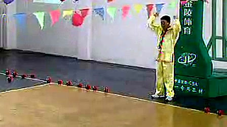 持海绵球投准_上海市小学体育教师说课与实录视频